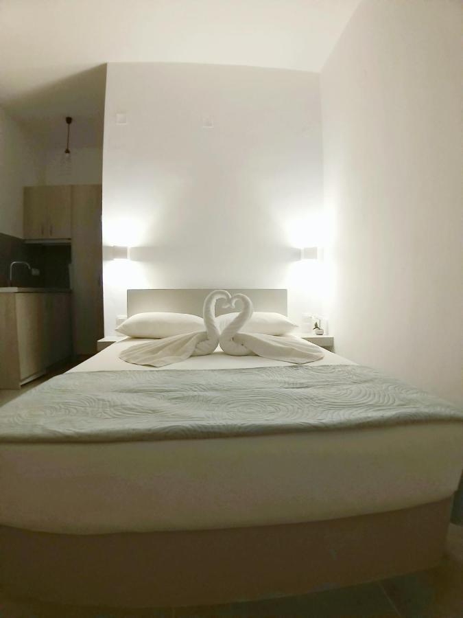 Mavrikou Helen Apartments Szkírosz Kültér fotó