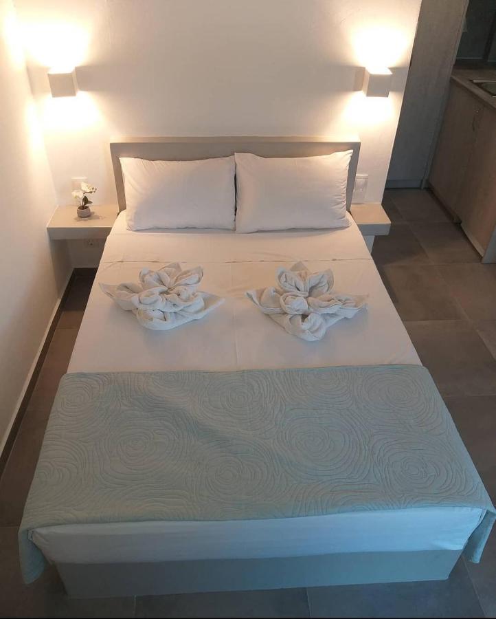 Mavrikou Helen Apartments Szkírosz Kültér fotó